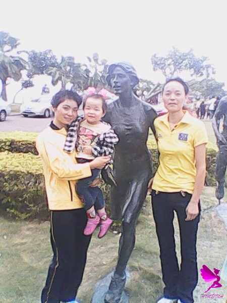 09.jpg