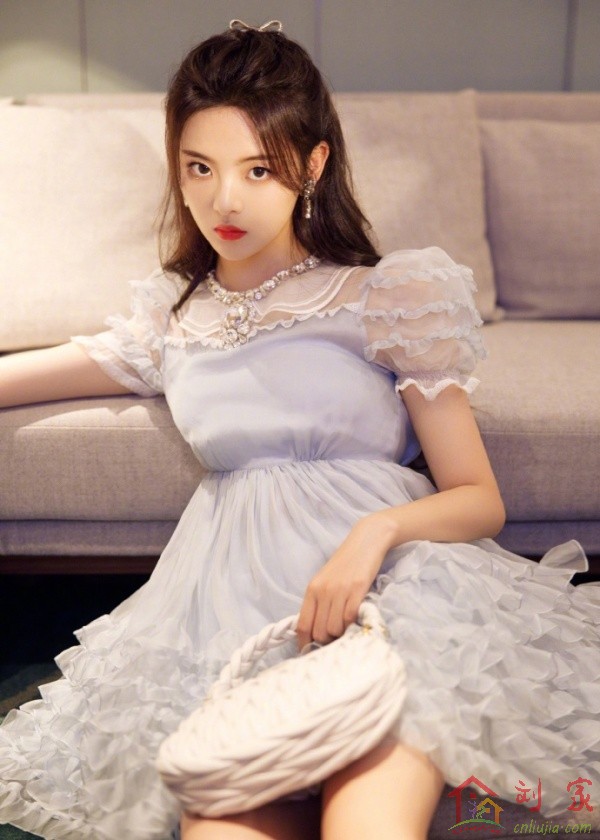 02.jpg